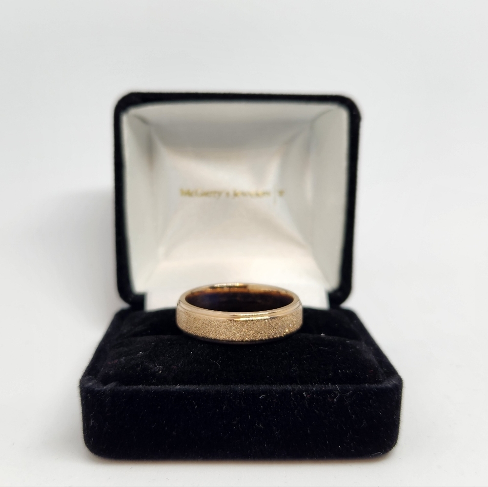 New stylish Rose gold glitter wedding band ring
